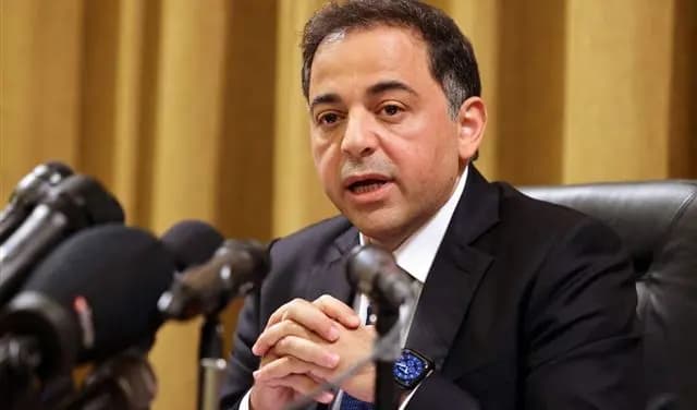 منصوري يلتقي "صرخة المودعين".. و هذا ما تم بحثه