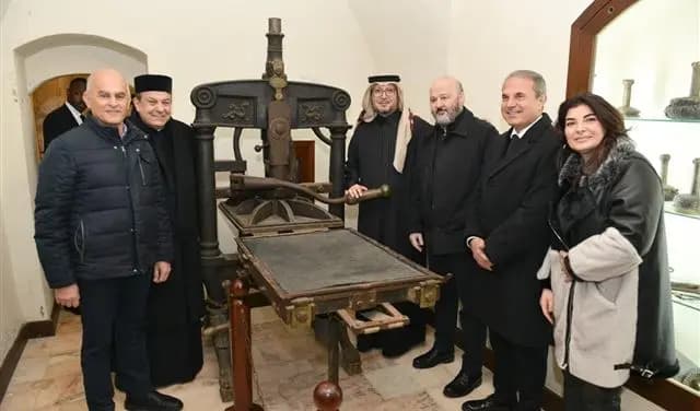 بالصور.. زيارة ثقافية للبخاري