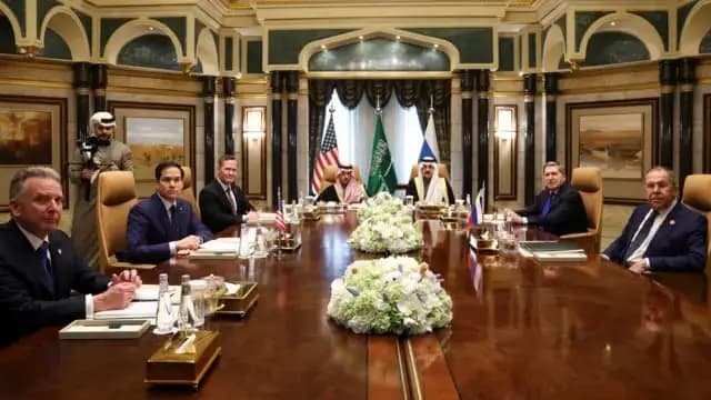 القمة الأميركية – الروسية المرتقبة في السعودية .. قمة القرن