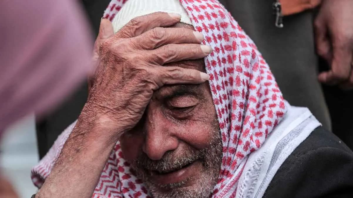 نائب رئيس الكنيسيت: لقتل جميع البالغين في غزة