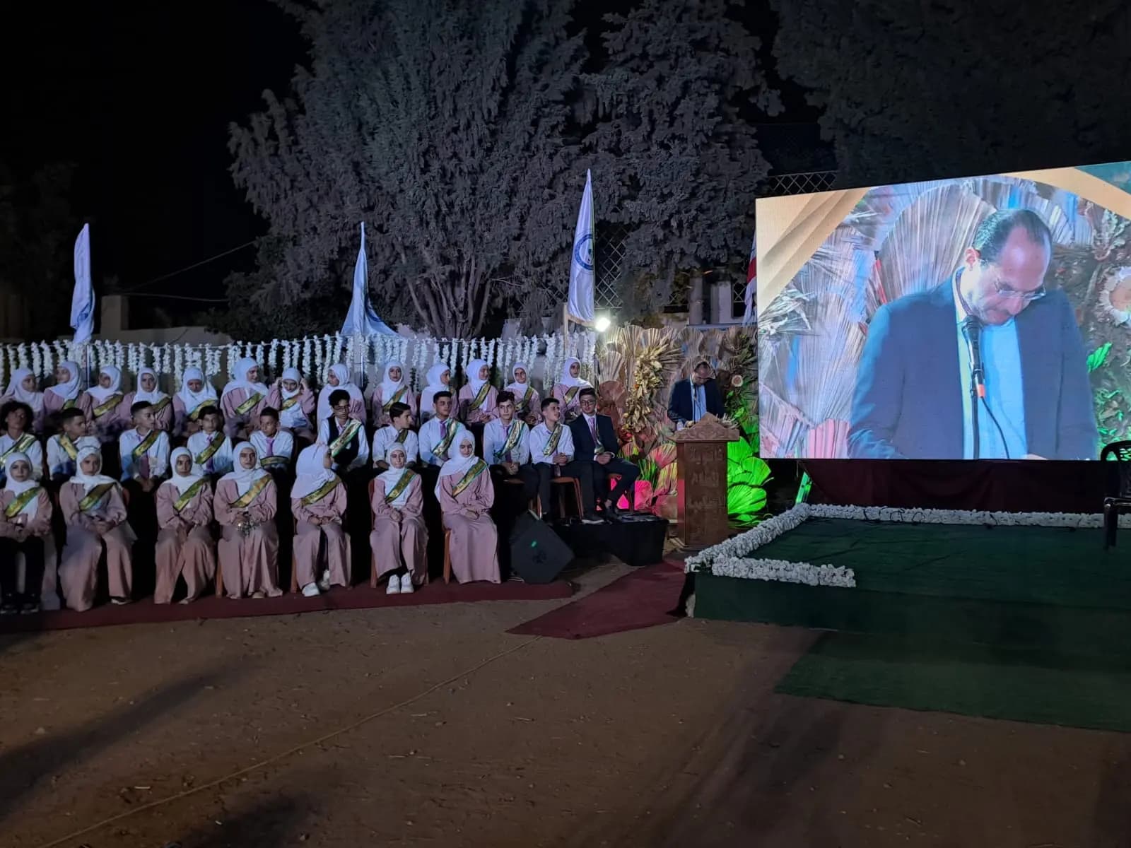 مراد: لا يجوز أن يبقى المعلم رهينة الوضع المتردي ومدارسنا الرسمية مهملة وتعيش قلق