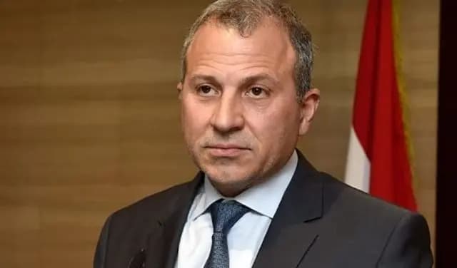 باسيل ينتقد الحكومة وموازنتها!