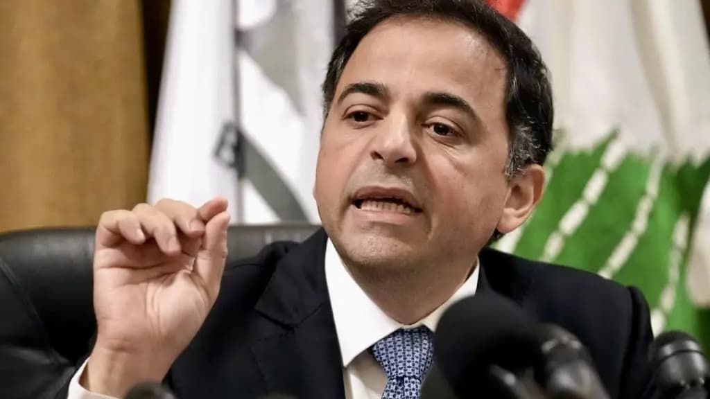 "إيجابي للغاية".. منصوري يوضح مستجدات المفاوضات مع "النقد الدولي"