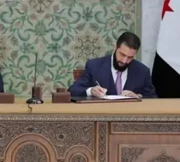 إعلان دستوري جديد.. الشرع: آمل أن يكون ذلك فاتحة خير للشعب السوري