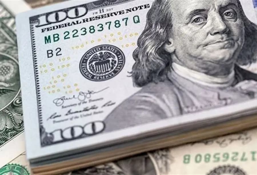 كم سجّل سعرُ الدولار في السوق السوداء اليوم