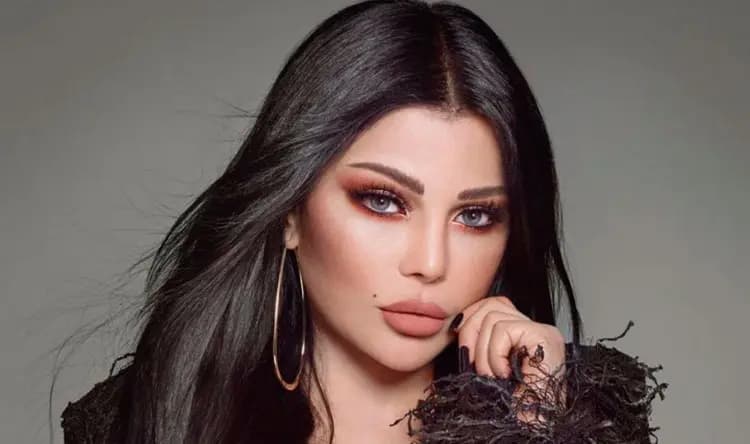 "مع المفاجأة".. مصر تمنع "هيفاء وهبي" من الغناء!