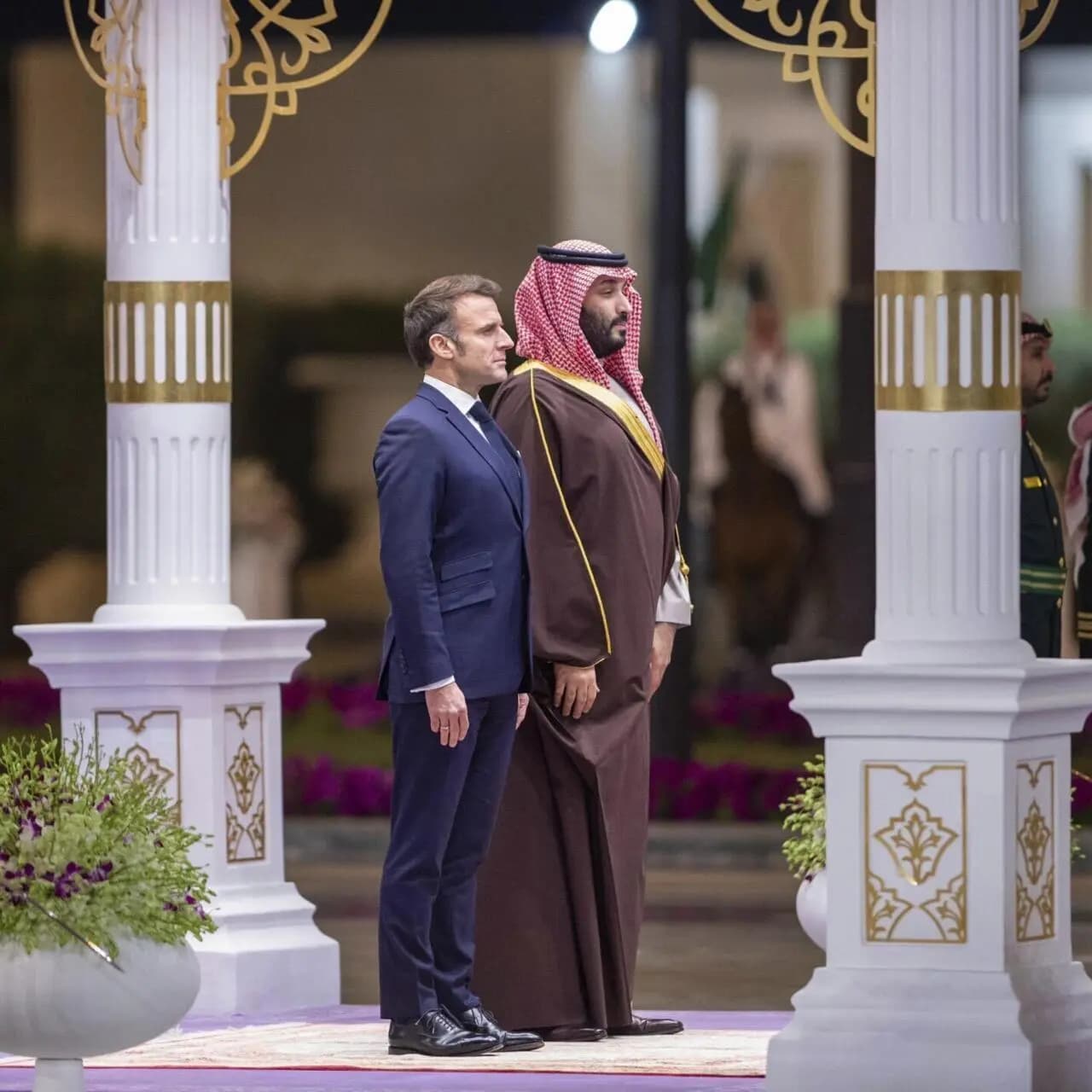 الأوضاع في لبنان بين ماكرون وبن سلمان