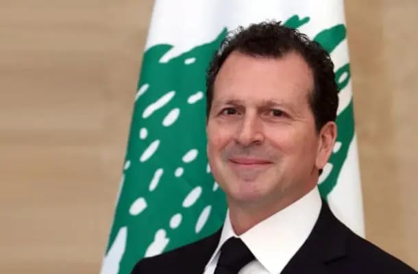 التحول الرقمي يحوز اهتمام شحادة