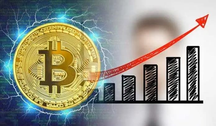 البيتكوين والإيثريوم يحققان مكاسب طفيفة وسط تباين أسعار العملات الرقمية