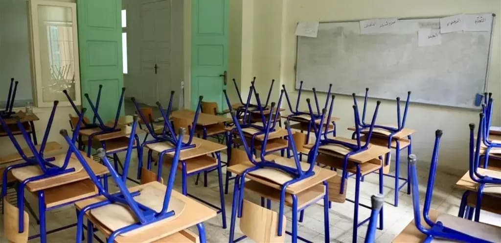 لماذا أقفلت مدارس صور أبوابها؟