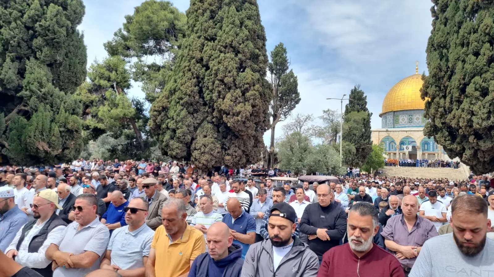 جمعة الوداع في المسجد الأقصى.. كم بلغت الأعداد؟