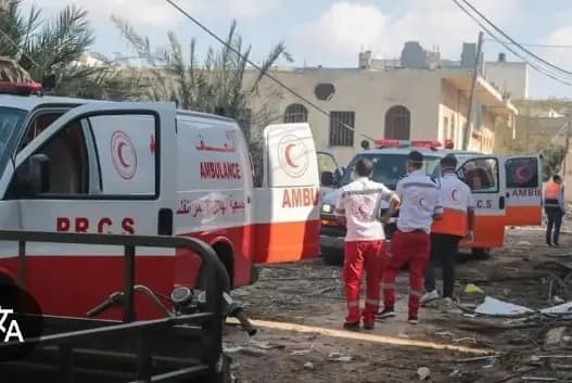 إسرائيل تقر باستهداف سيارات إسعاف في غزة