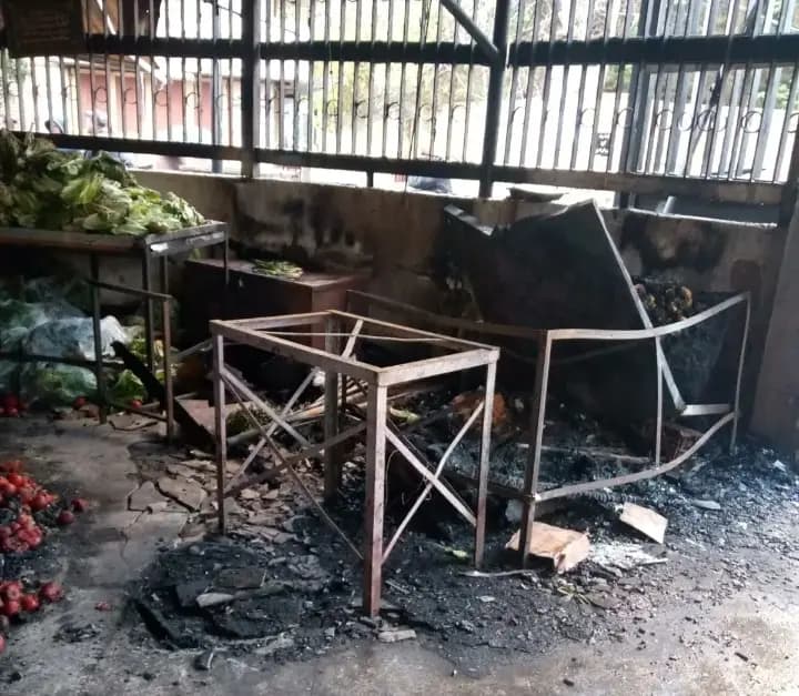حريق ضخم في صيدا والمتهم يعاني من مشاكل عصبية
