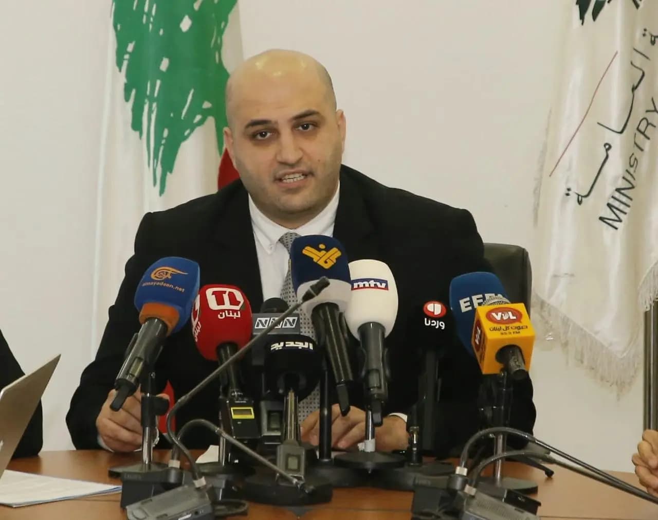 "ممولة من ايرلندا".. وزير الصحة يتسلم هبة من "الصحة العالمية"
