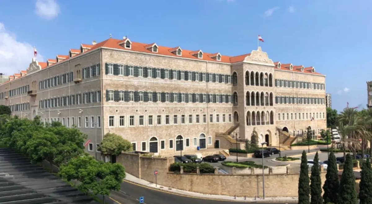 وزير في الحكومة يحسمها: لا نلبي المطالب الأميركية
