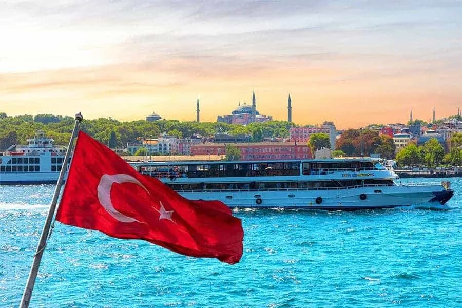 تركيا: العالم بحاجة لنظام دولي جديد ودبلوماسية فاعلة لحل الأزمات