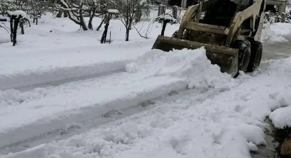 هذه الطرقات مقطوعة بسبب الثلوج