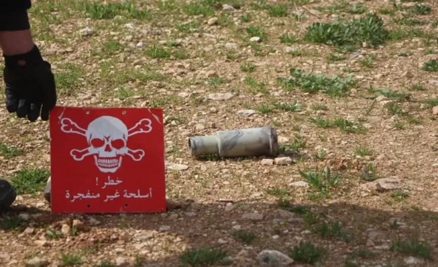 الجيش يُفجّر مخلفات حرب في مرتفعات الطيبة