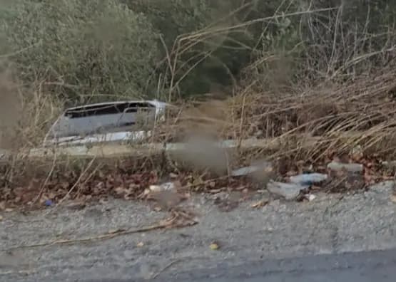 استهداف "بيك أب" على هذه الطريق