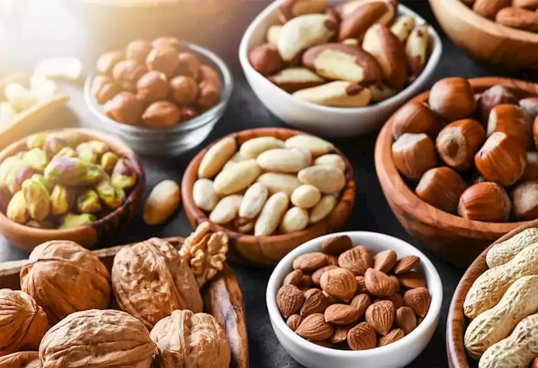 7 أنواع من المكسرات غنية بالمغنيسيوم.. تعرفوا عليها