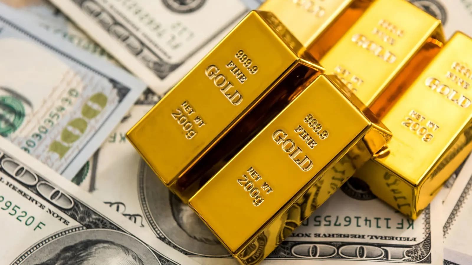 الذهب يقفز مجددًا مع تفاؤل تجاري عالمي