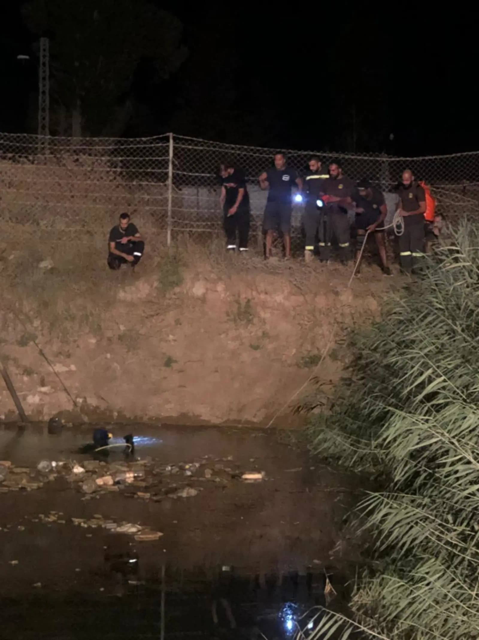 الدفاع المدني ينتشل جثة طفل سوري من بركة زراعية في سعدنايل