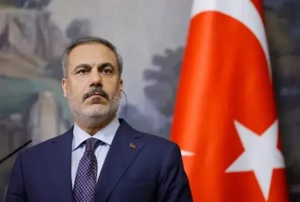 "حاولوا تسميمي".. وزير خارجية تركيا يكشف
