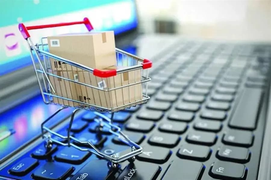إدمان "التَّسوُّق": هل يشتري الناس احتياجاتهم أم يهربون من الواقع؟