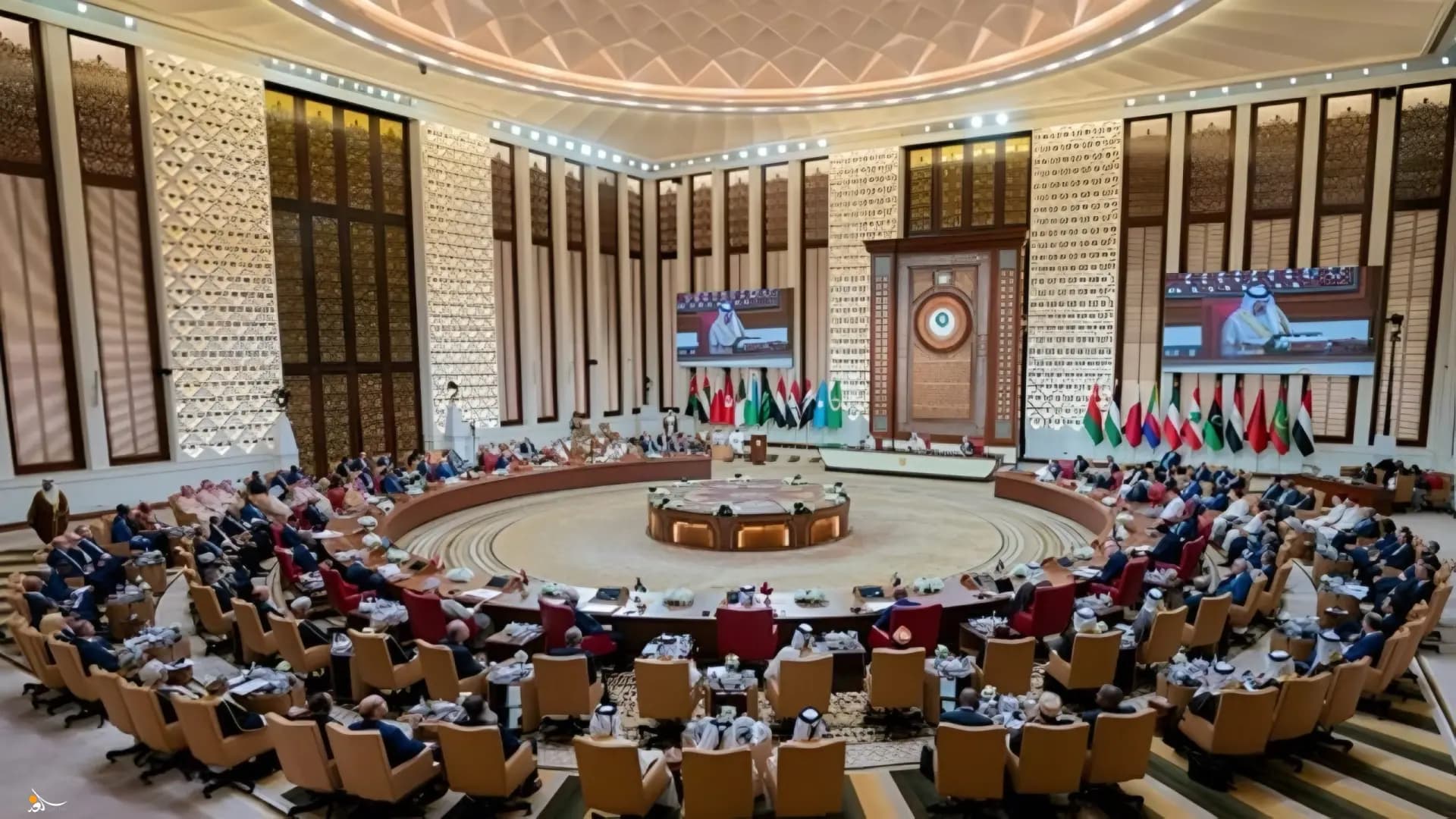 قمة بغداد.. "حوار وتضامن وتنمية"