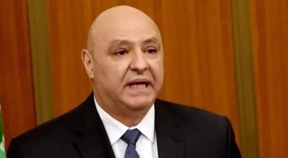 عون إلى القاهرة