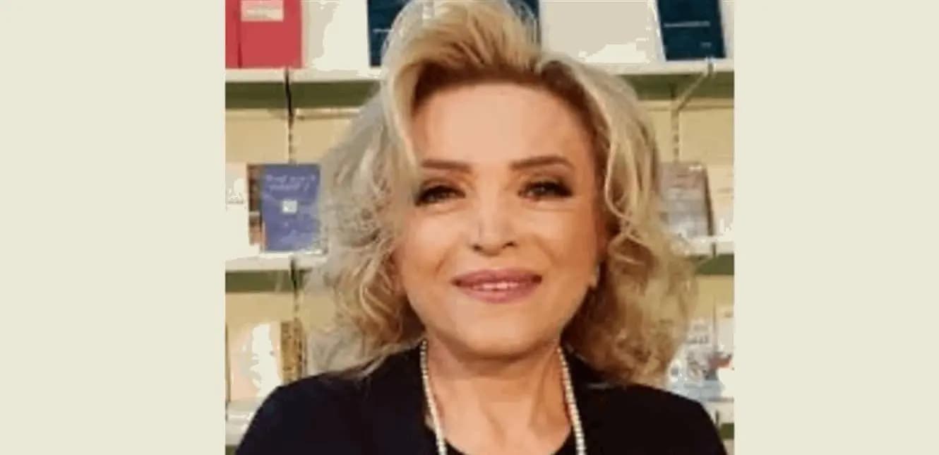 "عملت بعزيمة لرفع شأن الكتاب".. وسلامة ينعاها