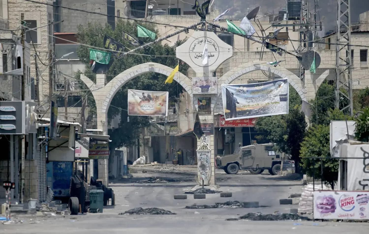 بتوقيع الاحتلال.. إطلاق نار يطال وفدًا دبلوماسيًا