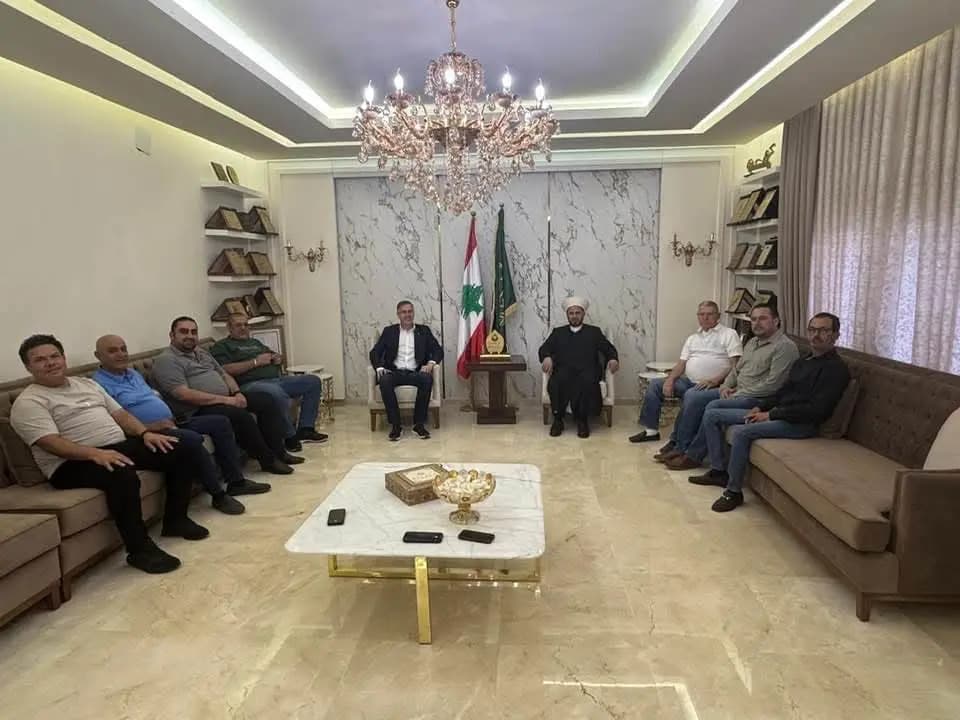 الغزاوي يستقبل سفير لبنان في فنزويلا ويبحث شؤون الجالية