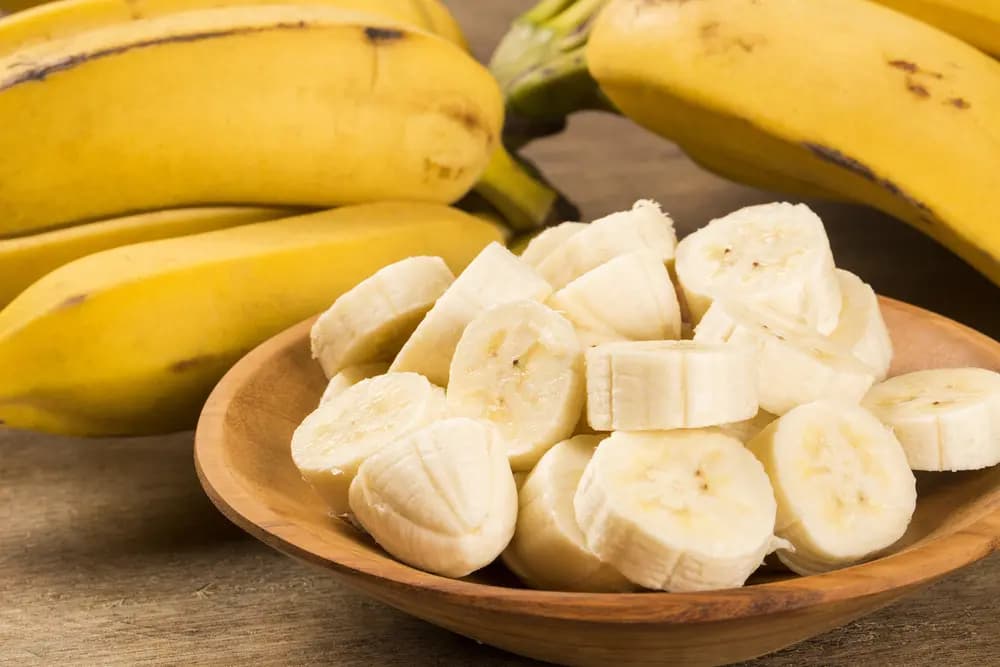 ما علاقة الموز بانخفاض ضغط الدم؟