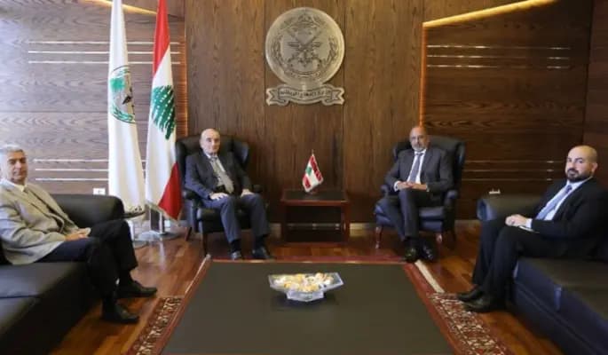 "دون تعديلات".. هذا ما دعا إليه وزير الدفاع