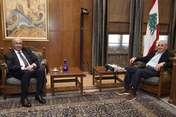 مخزومي يلتقي برّي.. ويُشيد بدوره