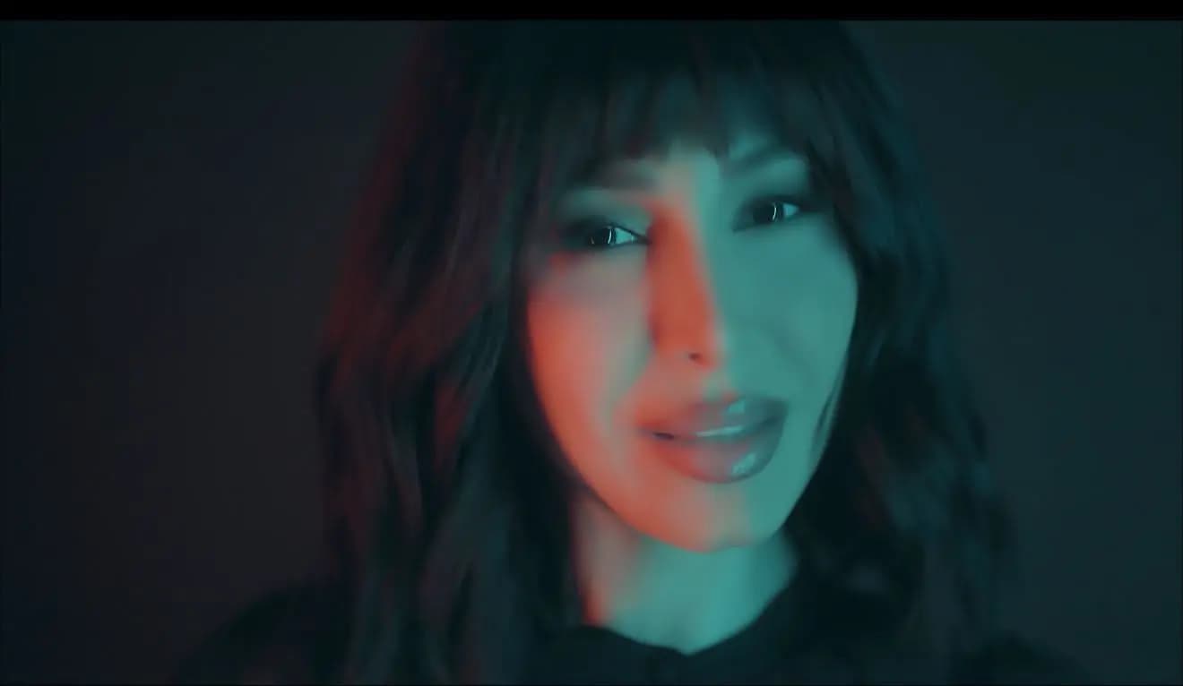 يارا تعود للهجتها الأم... وأغنية لبنانية جديدة تشعل الحماس!