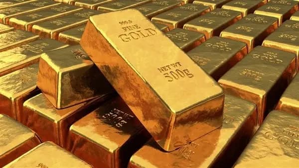 الذهب يتراجع بعد قفزة مفاجئة