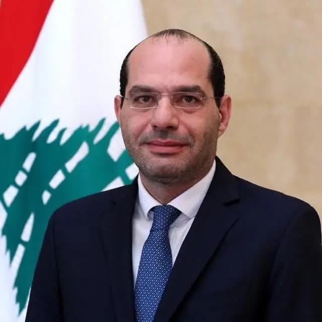 بسبب الظروف المريرة التي تسلب بهجة العيد.. مراد يعتذر عن عدم استقبال التهاني