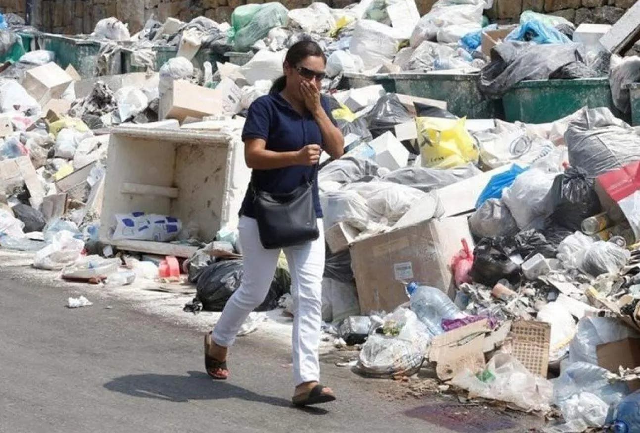 "بشأن ملف النفايات".. توضيح من المالية