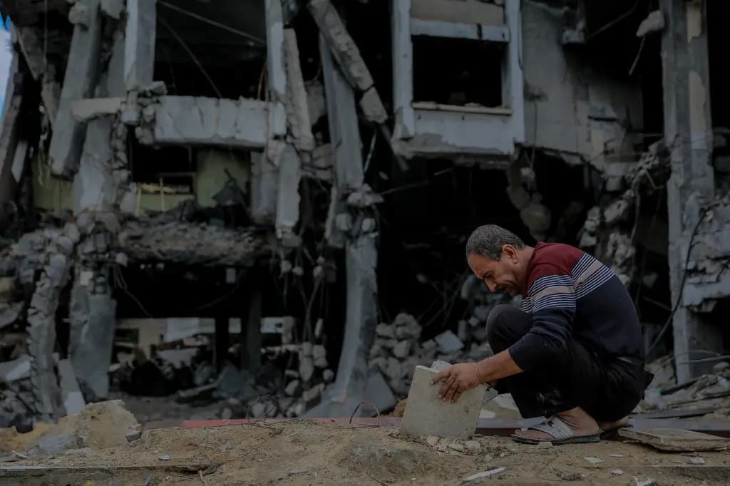 مجزرة على أبواب المساعدات: الاحتلال يقتل الجائعين في غزة