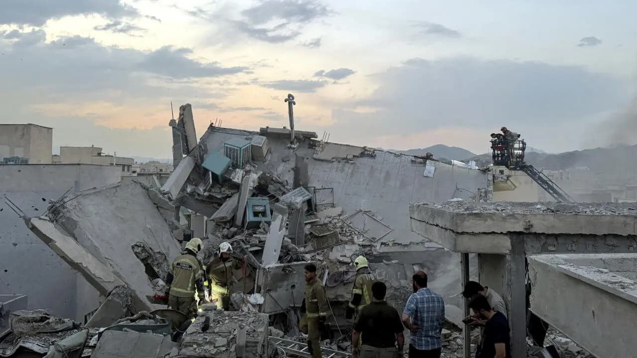 حين تعترف إسرائيل بعجزها عن تدمير إرادة إيران بالتعافي وصنع القنابل النووية