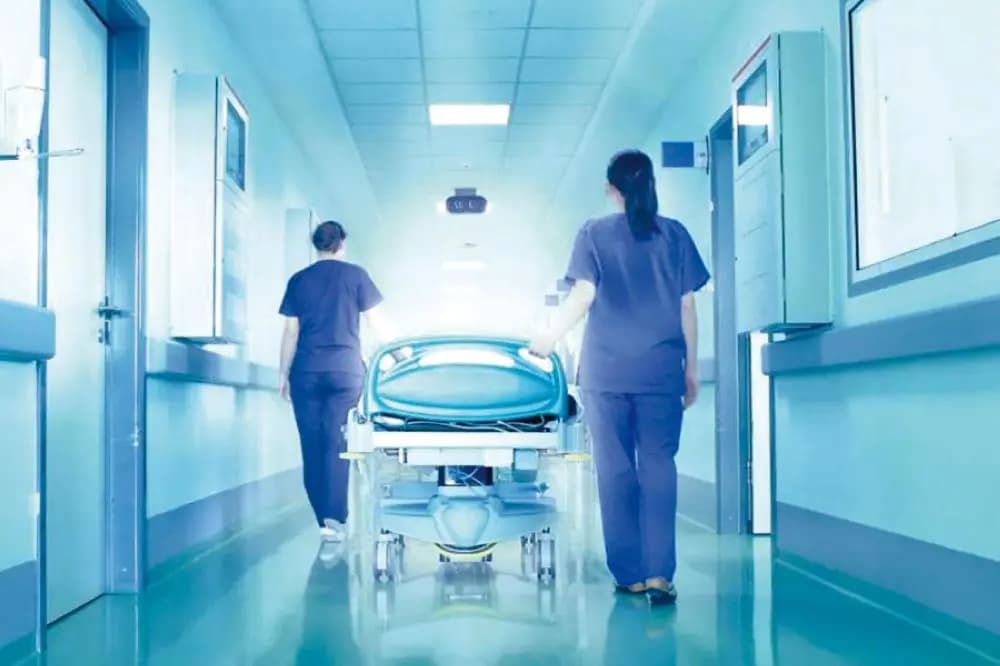 مبالغ عشوائية في فواتير المستشفيات.. كيف؟ ولماذا؟