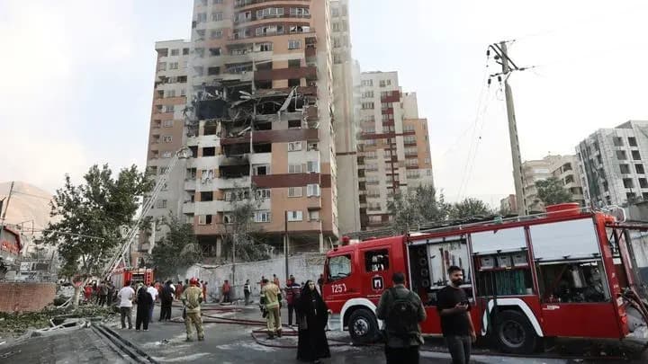 الجيش الإسرائيلي يكشف عدد ضرباته على إيران