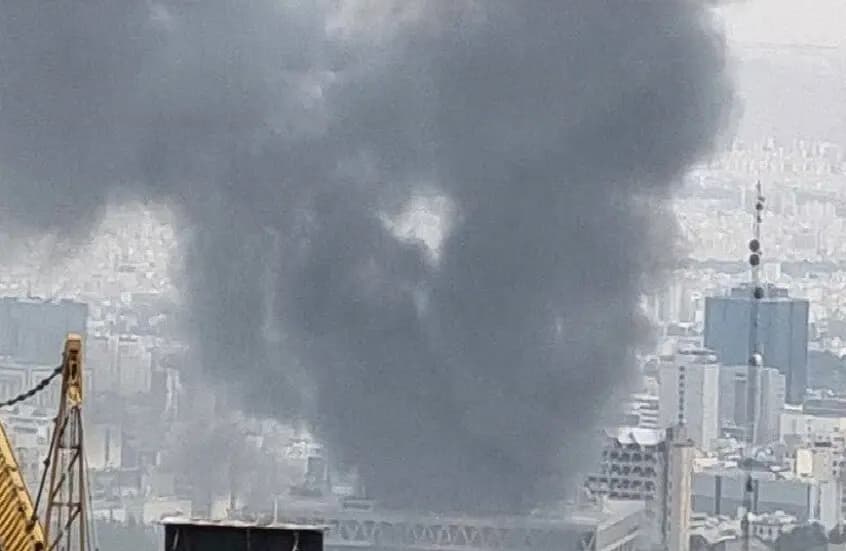 إيران تُنذر: أخلوا القناتين قبل القصف!