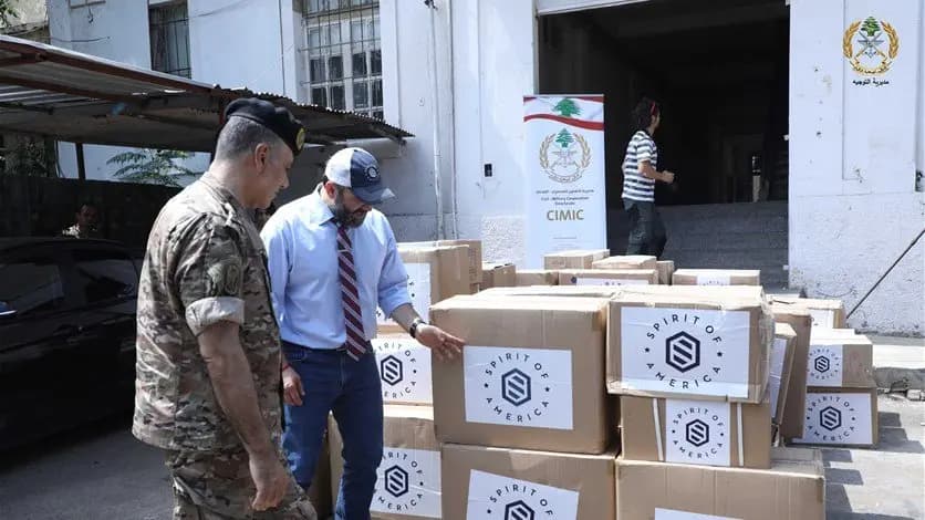 الطبابة العسكرية تتسلم مستلزمات طبية