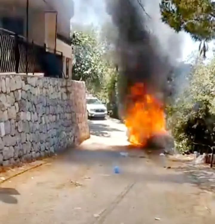 غارة إسرائيلية على سيارة في الهبارية