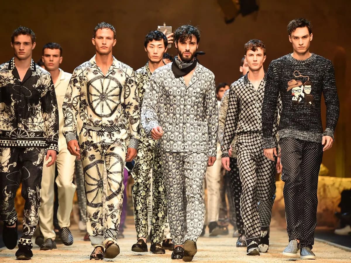 "البيجاما" أصبحت أيقونة أزياء في “Dolce&Gabanna”