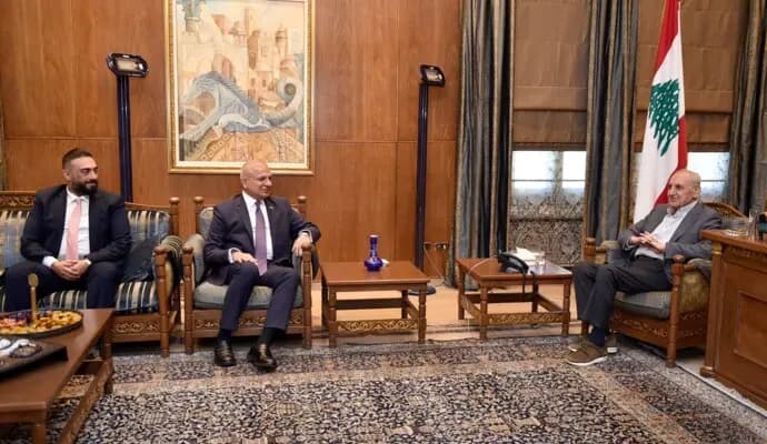 بري يستقبل القائم بأعمال السفارة العراقية