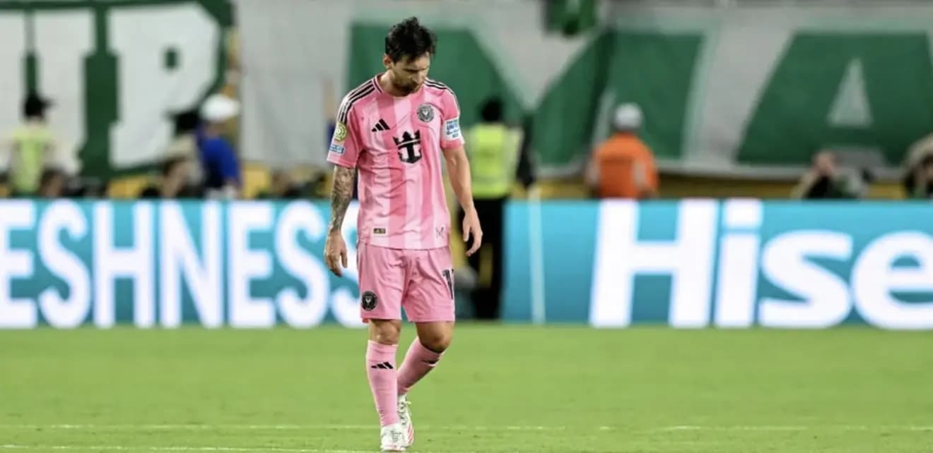 الهلال يلاحق "ميسي"!